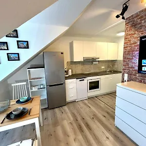 Neu Eingerichtete Im Stadtzentrum Mit W-lan,netflix, Amazon Prime Sweet Fürth
